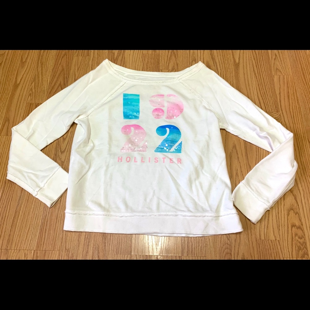 Hollister - size large